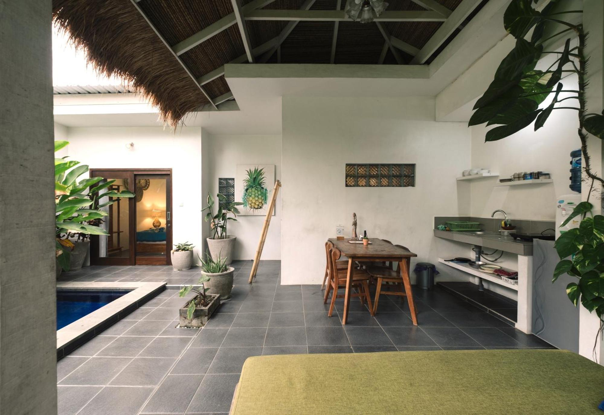 Mewali Villa'S Kuta  Екстер'єр фото